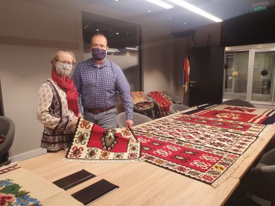 Ambassador Godfrey bought two valuable kilims from Ethno Network